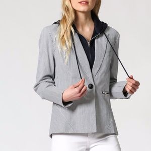 Fate blazer with zip out hoodie